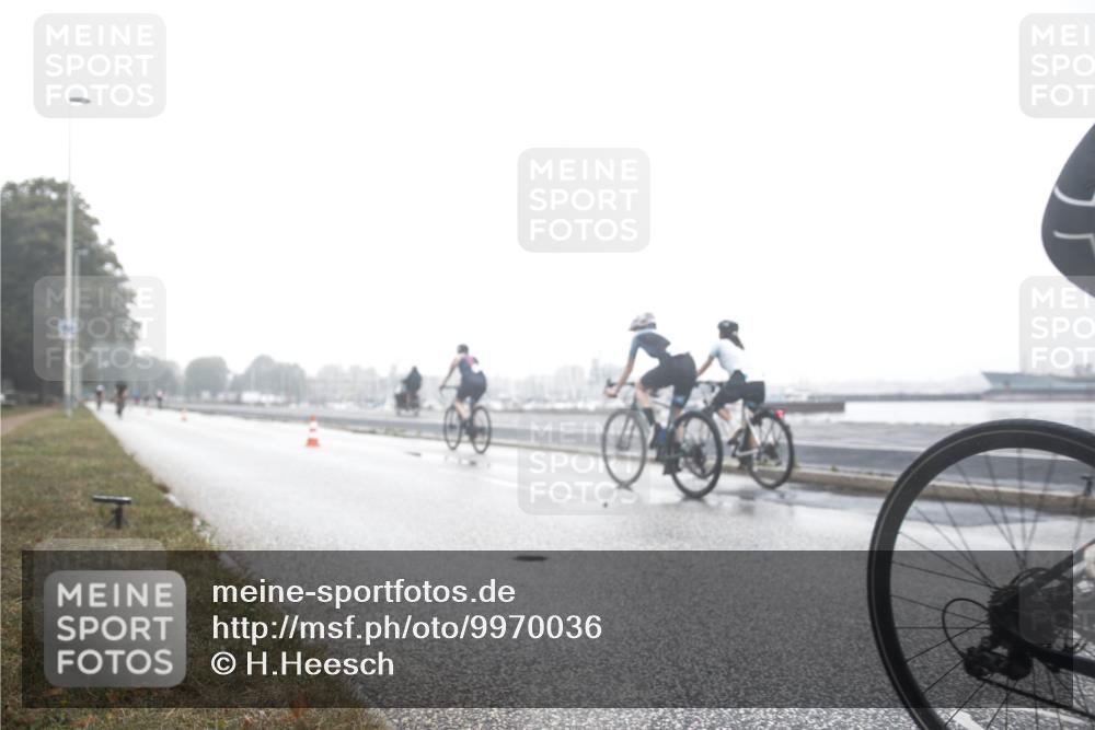 16.08.2026 - KN Förde Triathlon 2026 H.Heesch http://msf.ph/oto/9970036 16.08.2026 09:46:55 Radfahren 161, 164, 166, 170, 178, 189, 192, 251, 262 meine-sportfotos.de