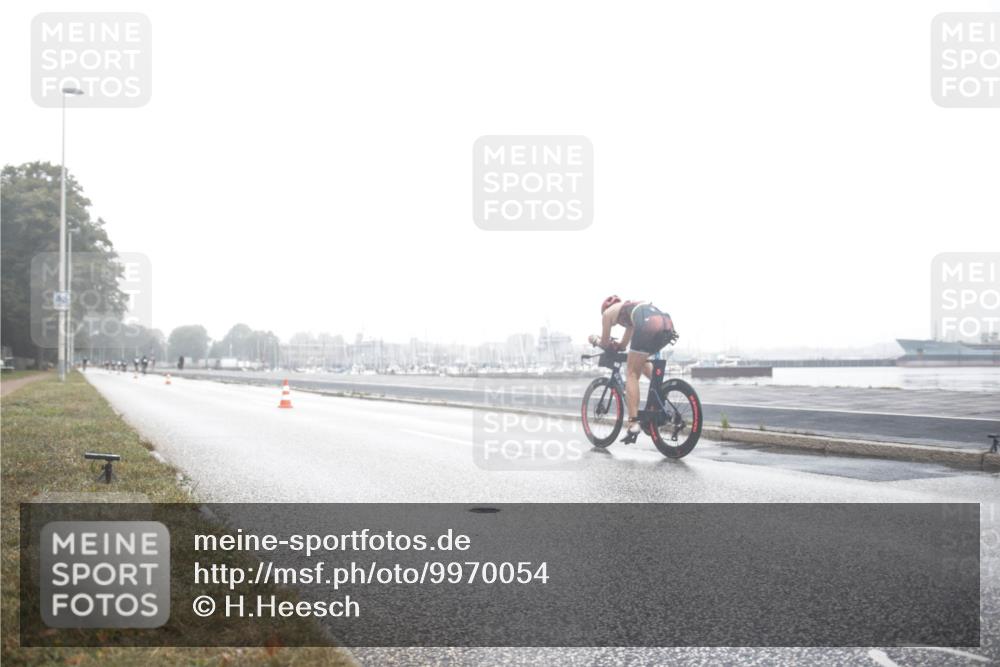16.08.2026 - KN Förde Triathlon 2026 H.Heesch http://msf.ph/oto/9970054 16.08.2026 09:47:12 Radfahren 186 meine-sportfotos.de