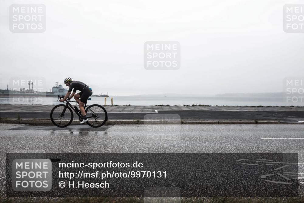 16.08.2026 - KN Förde Triathlon 2026 H.Heesch http://msf.ph/oto/9970131 16.08.2026 09:53:59 Radfahren 154, 213 meine-sportfotos.de