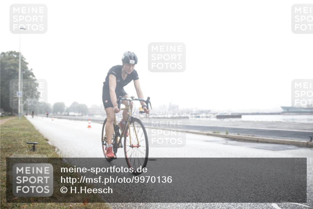 16.08.2026 - KN Förde Triathlon 2026 H.Heesch http://msf.ph/oto/9970136 16.08.2026 09:49:34 Radfahren 118, 122, 161, 166, 189, 191, 192, 253 meine-sportfotos.de