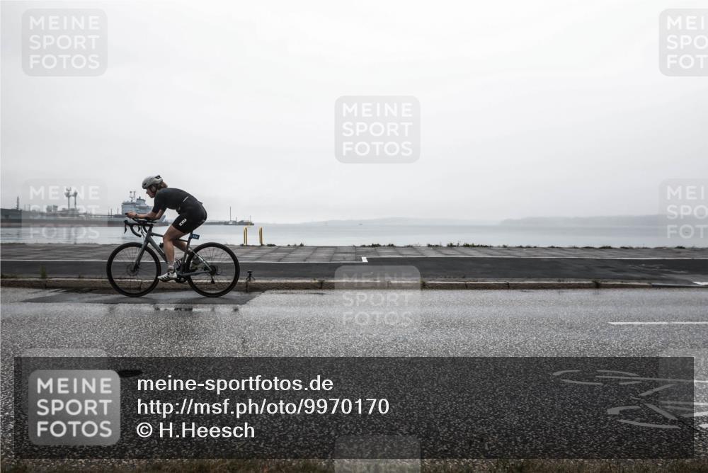 16.08.2026 - KN Förde Triathlon 2026 H.Heesch http://msf.ph/oto/9970170 16.08.2026 09:54:27 Radfahren 150, 182 meine-sportfotos.de