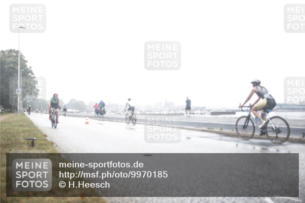 16.08.2026 - KN Förde Triathlon 2026 H.Heesch http://msf.ph/oto/9970185 16.08.2026 09:50:37 Radfahren 123, 126, 148, 217, 228 meine-sportfotos.de