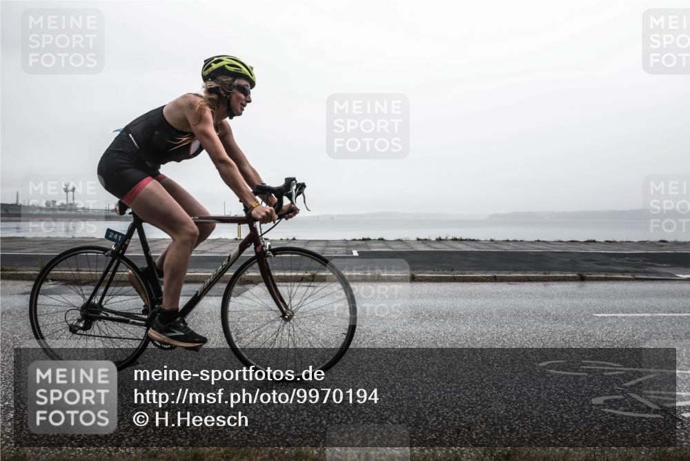 16.08.2026 - KN Förde Triathlon 2026 H.Heesch http://msf.ph/oto/9970194 16.08.2026 09:54:52 Radfahren 132, 193, 199, 205, 241, 247, 256 meine-sportfotos.de