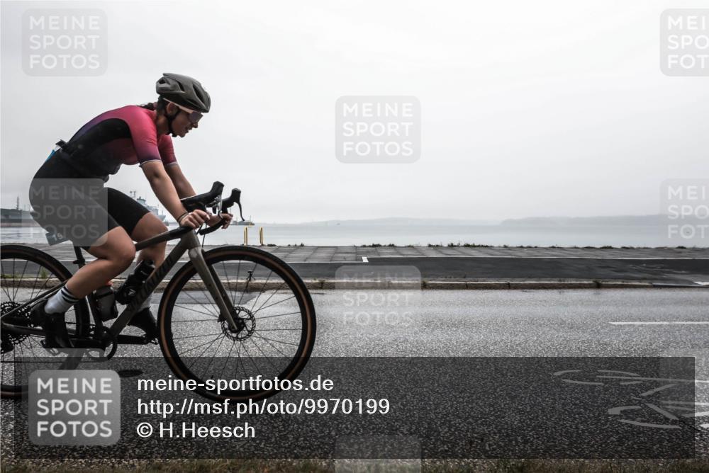 16.08.2026 - KN Förde Triathlon 2026 H.Heesch http://msf.ph/oto/9970199 16.08.2026 09:54:56 Radfahren 193, 199, 205, 247, 256 meine-sportfotos.de