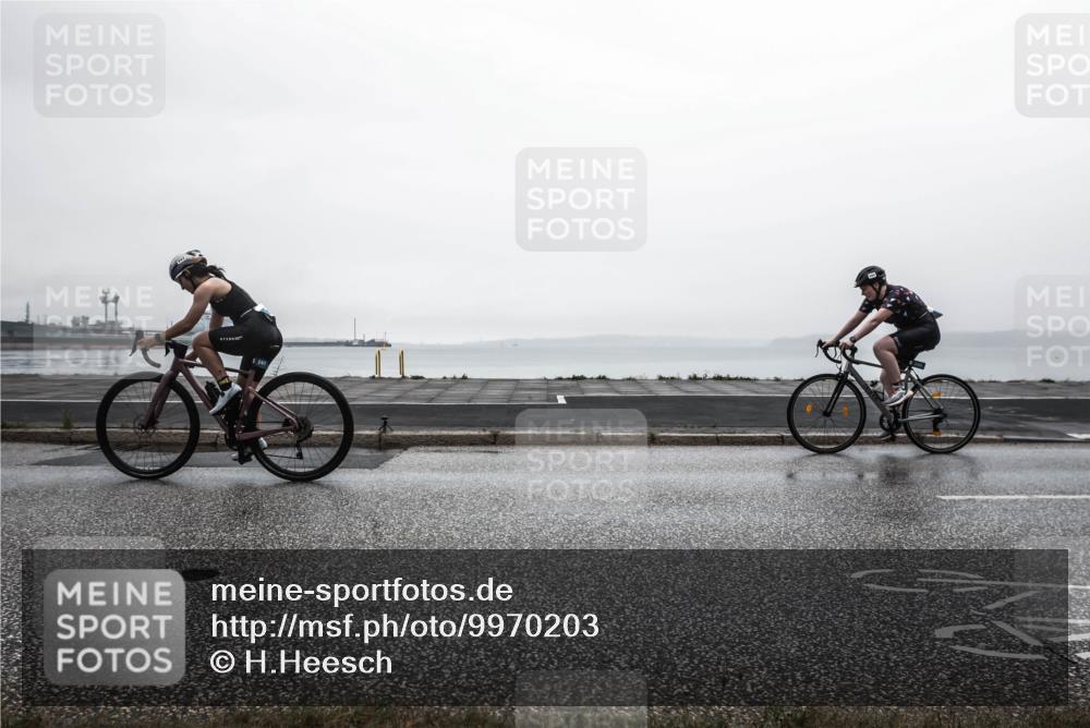 16.08.2026 - KN Förde Triathlon 2026 H.Heesch http://msf.ph/oto/9970203 16.08.2026 09:55:00 Radfahren 125, 205, 214, 247, 256 meine-sportfotos.de