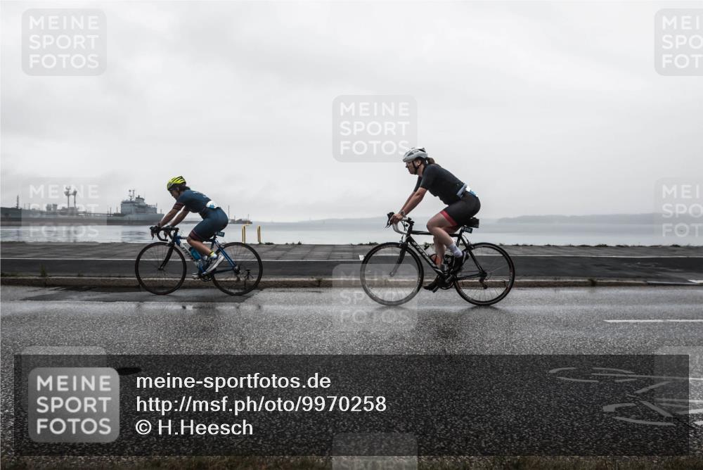 16.08.2026 - KN Förde Triathlon 2026 H.Heesch http://msf.ph/oto/9970258 16.08.2026 09:57:16 Radfahren 250 meine-sportfotos.de
