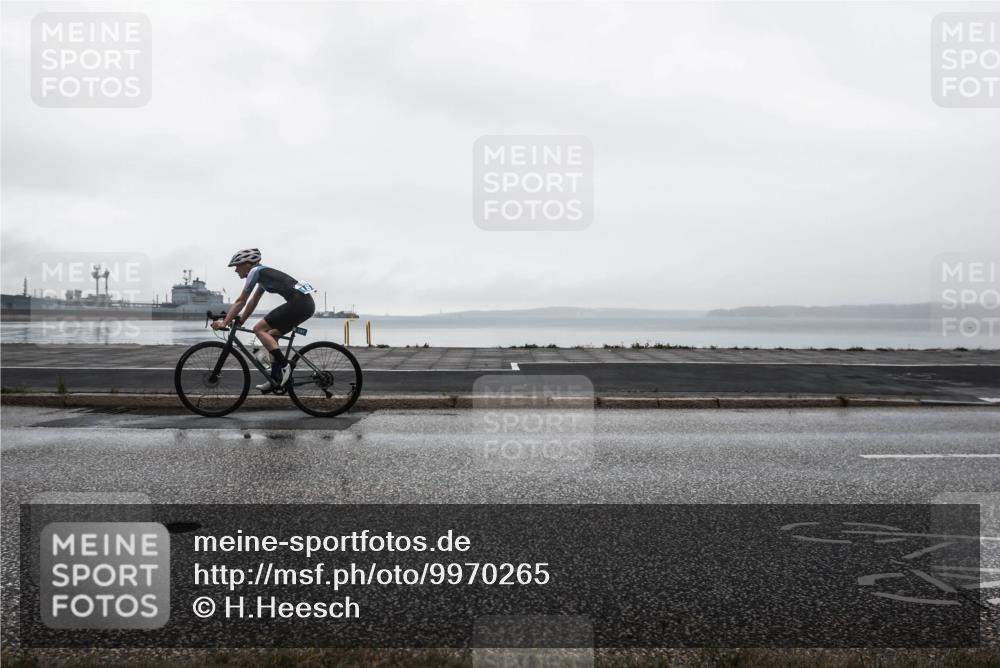 16.08.2026 - KN Förde Triathlon 2026 H.Heesch http://msf.ph/oto/9970265 16.08.2026 09:57:38 Radfahren 178, 189, 192, 206, 248 meine-sportfotos.de