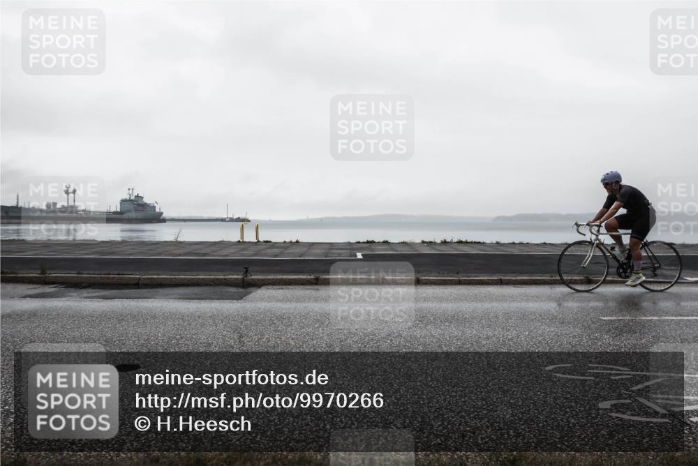 16.08.2026 - KN Förde Triathlon 2026 H.Heesch http://msf.ph/oto/9970266 16.08.2026 09:57:38 Radfahren 178, 189, 192, 206, 248 meine-sportfotos.de