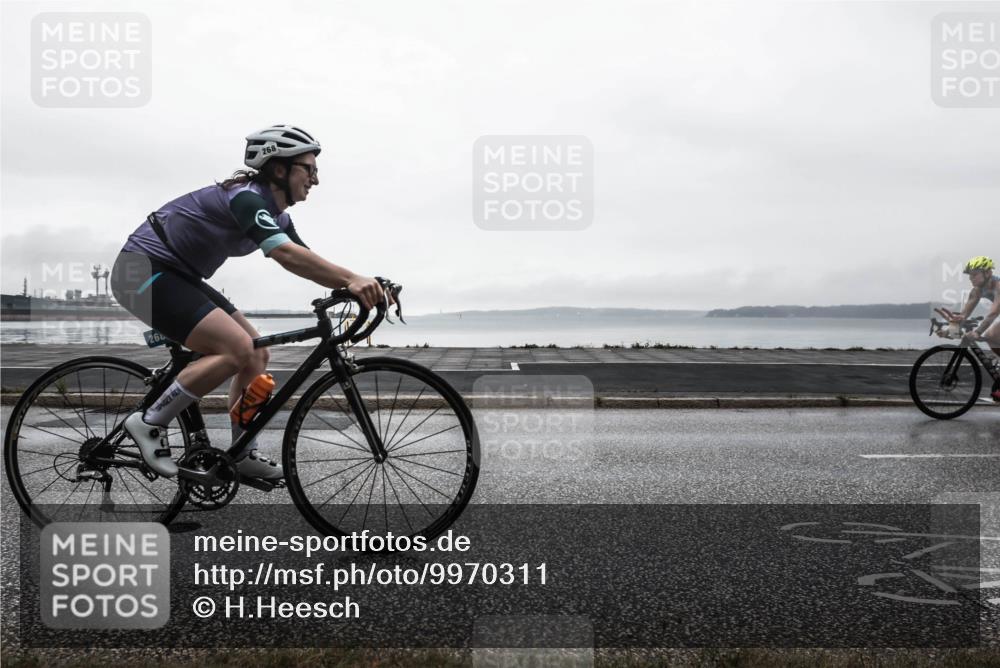 16.08.2026 - KN Förde Triathlon 2026 H.Heesch http://msf.ph/oto/9970311 16.08.2026 09:59:28 Radfahren 230, 236, 268 meine-sportfotos.de