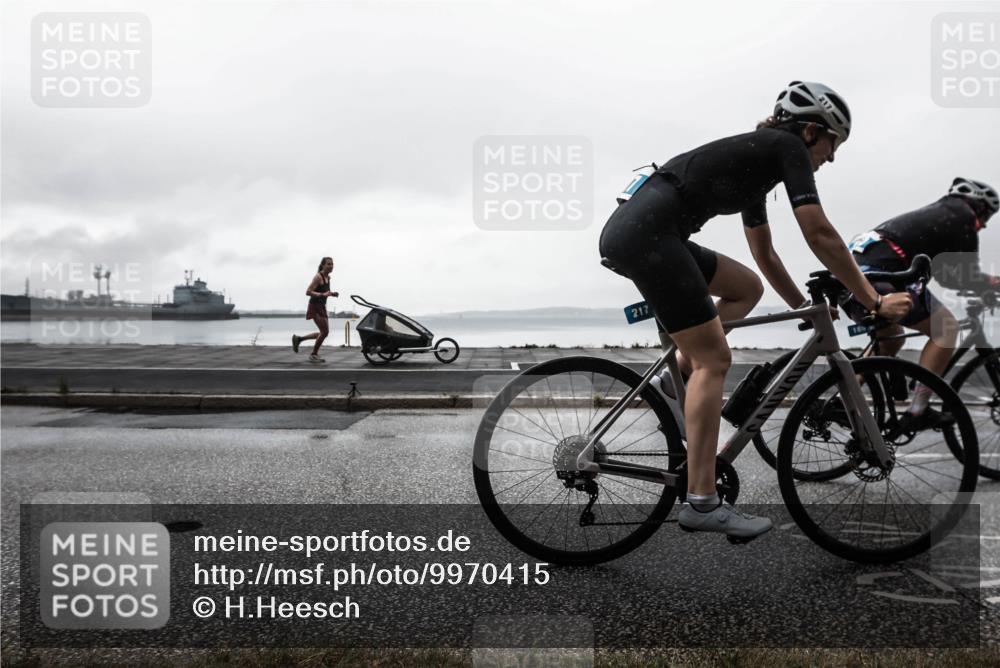 16.08.2026 - KN Förde Triathlon 2026 H.Heesch http://msf.ph/oto/9970415 16.08.2026 10:04:08 Radfahren 226, 227, 228 meine-sportfotos.de