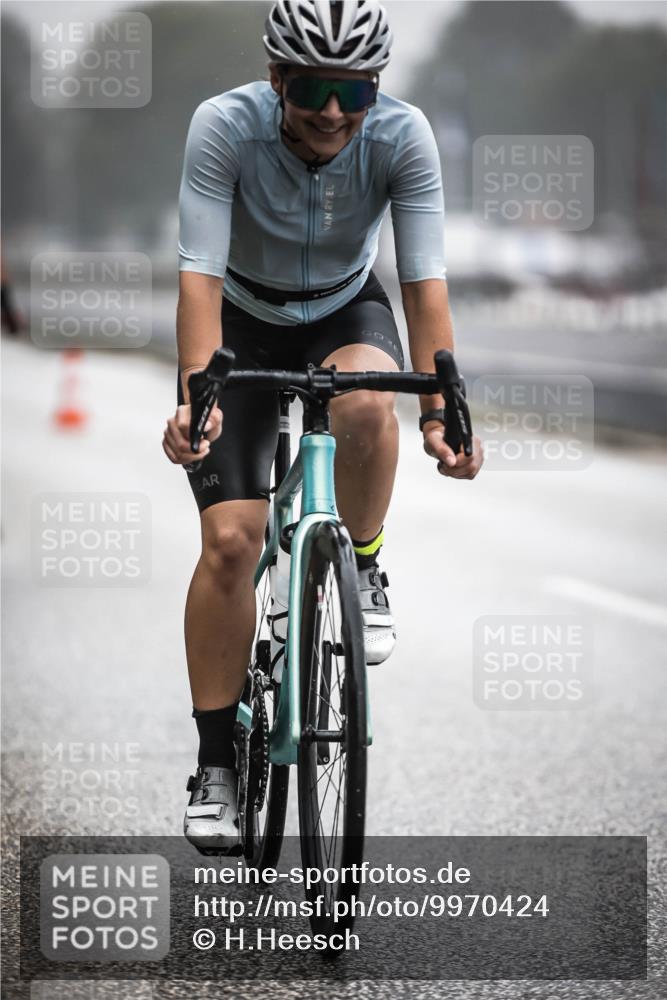 16.08.2026 - KN Förde Triathlon 2026 H.Heesch http://msf.ph/oto/9970424 16.08.2026 09:50:58 Radfahren 103, 127, 176, 179, 181, 204 meine-sportfotos.de