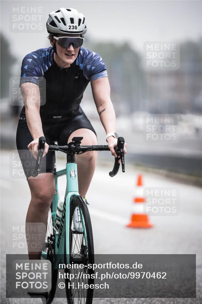 16.08.2026 - KN Förde Triathlon 2026 H.Heesch http://msf.ph/oto/9970462 16.08.2026 09:51:15 Radfahren 201, 203, 230 meine-sportfotos.de