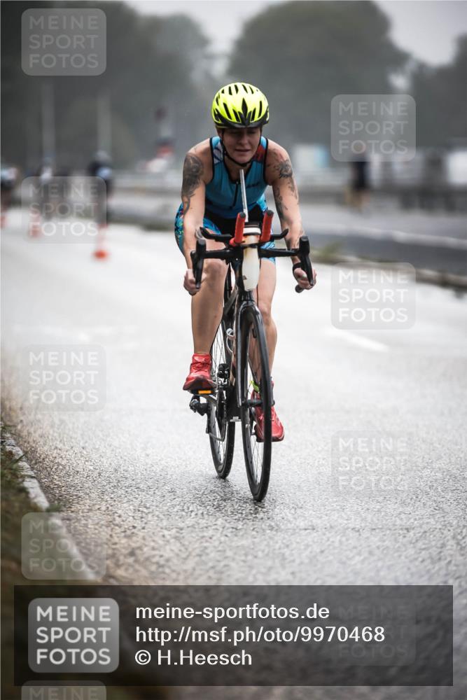 16.08.2026 - KN Förde Triathlon 2026 H.Heesch http://msf.ph/oto/9970468 16.08.2026 09:51:19 Radfahren 177, 201, 203, 264 meine-sportfotos.de