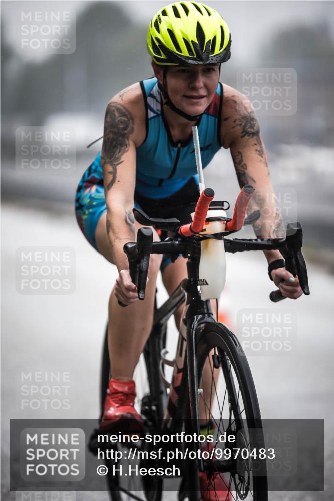 16.08.2026 - KN Förde Triathlon 2026 H.Heesch http://msf.ph/oto/9970483 16.08.2026 09:51:20 Radfahren 177, 201, 203, 264 meine-sportfotos.de