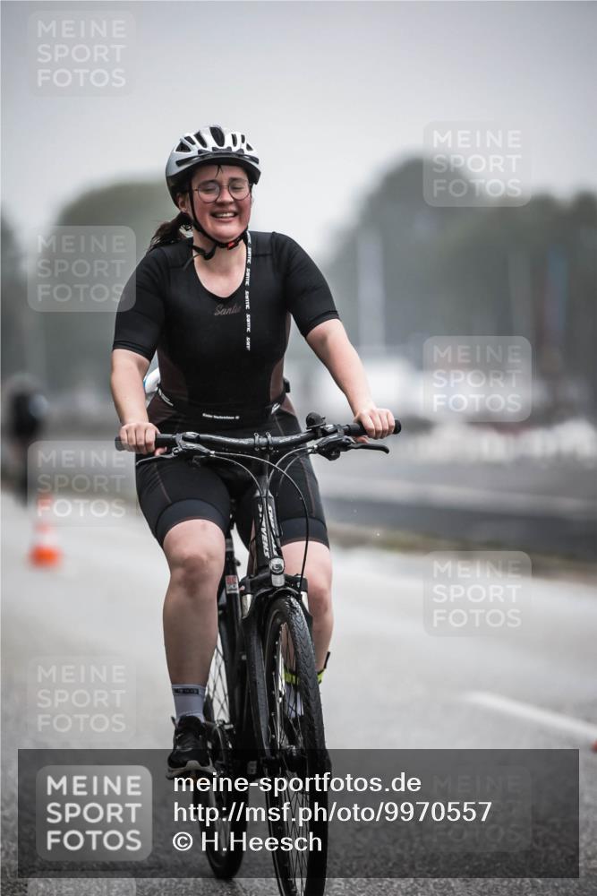 16.08.2026 - KN Förde Triathlon 2026 H.Heesch http://msf.ph/oto/9970557 16.08.2026 09:54:33 Radfahren 264 meine-sportfotos.de