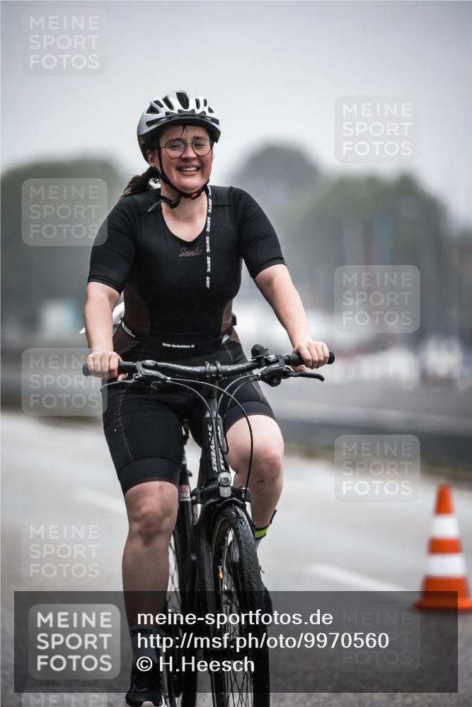 16.08.2026 - KN Förde Triathlon 2026 H.Heesch http://msf.ph/oto/9970560 16.08.2026 09:54:33 Radfahren 264 meine-sportfotos.de