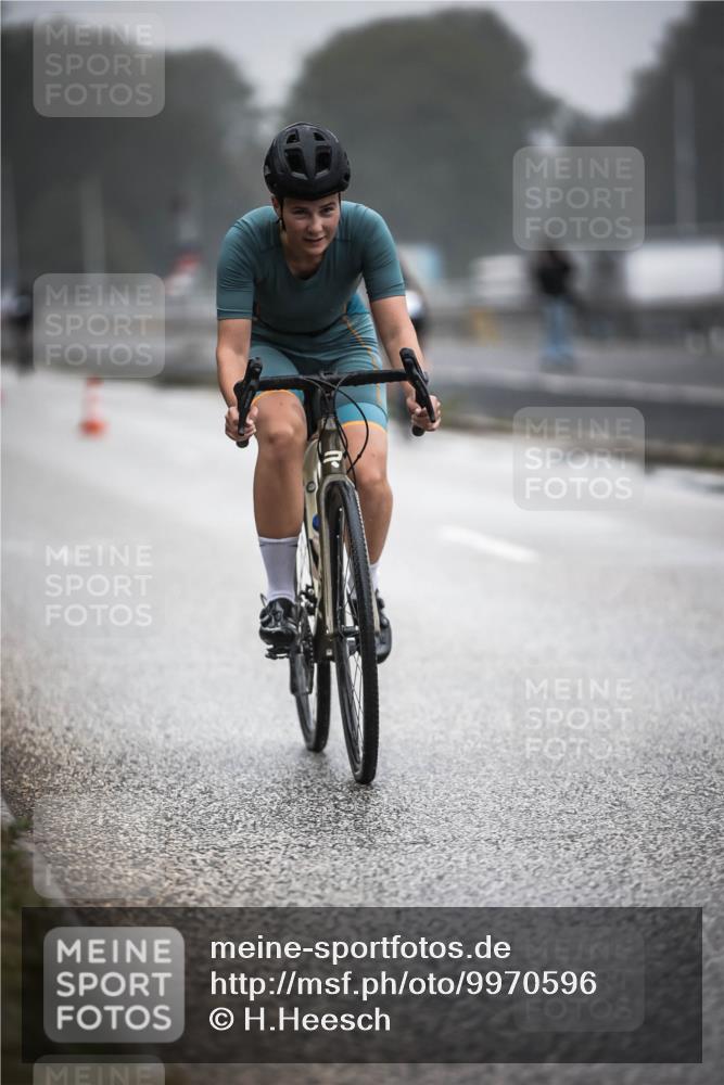 16.08.2026 - KN Förde Triathlon 2026 H.Heesch http://msf.ph/oto/9970596 16.08.2026 09:54:38 Radfahren 135, 232 meine-sportfotos.de