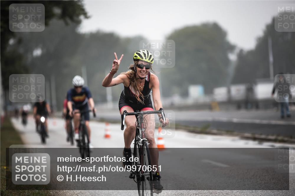 16.08.2026 - KN Förde Triathlon 2026 H.Heesch http://msf.ph/oto/9970651 16.08.2026 09:54:50 Radfahren 128, 132, 193, 241 meine-sportfotos.de