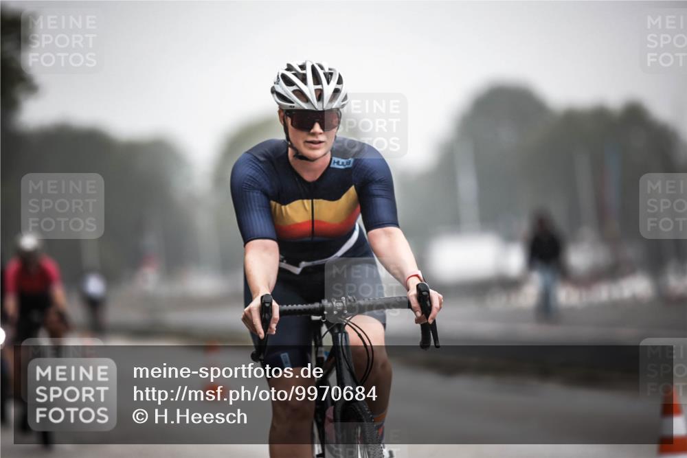 16.08.2026 - KN Förde Triathlon 2026 H.Heesch http://msf.ph/oto/9970684 16.08.2026 09:54:53 Radfahren 193, 199, 205, 241, 247, 256 meine-sportfotos.de