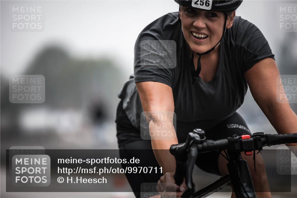 16.08.2026 - KN Förde Triathlon 2026 H.Heesch http://msf.ph/oto/9970711 16.08.2026 09:54:56 Radfahren 193, 199, 205, 247, 256 meine-sportfotos.de