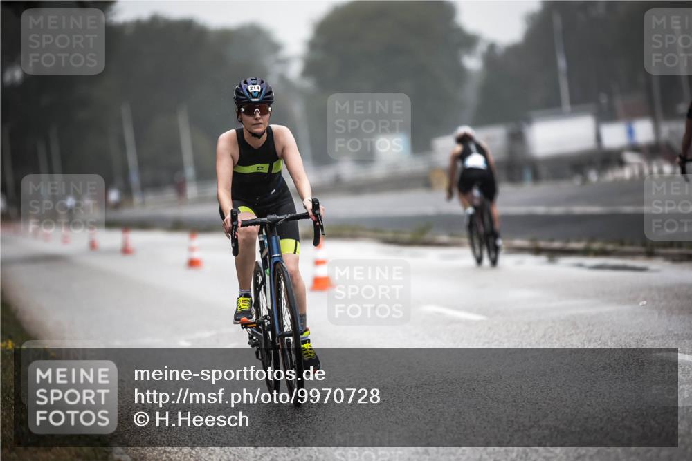 16.08.2026 - KN Förde Triathlon 2026 H.Heesch http://msf.ph/oto/9970728 16.08.2026 09:55:04 Radfahren 125, 214 meine-sportfotos.de