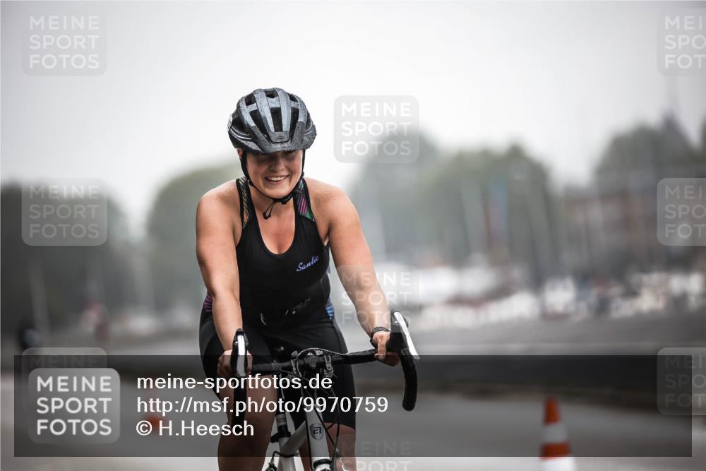 16.08.2026 - KN Förde Triathlon 2026 H.Heesch http://msf.ph/oto/9970759 16.08.2026 09:55:22 Radfahren 112, 223, 235, 240 meine-sportfotos.de