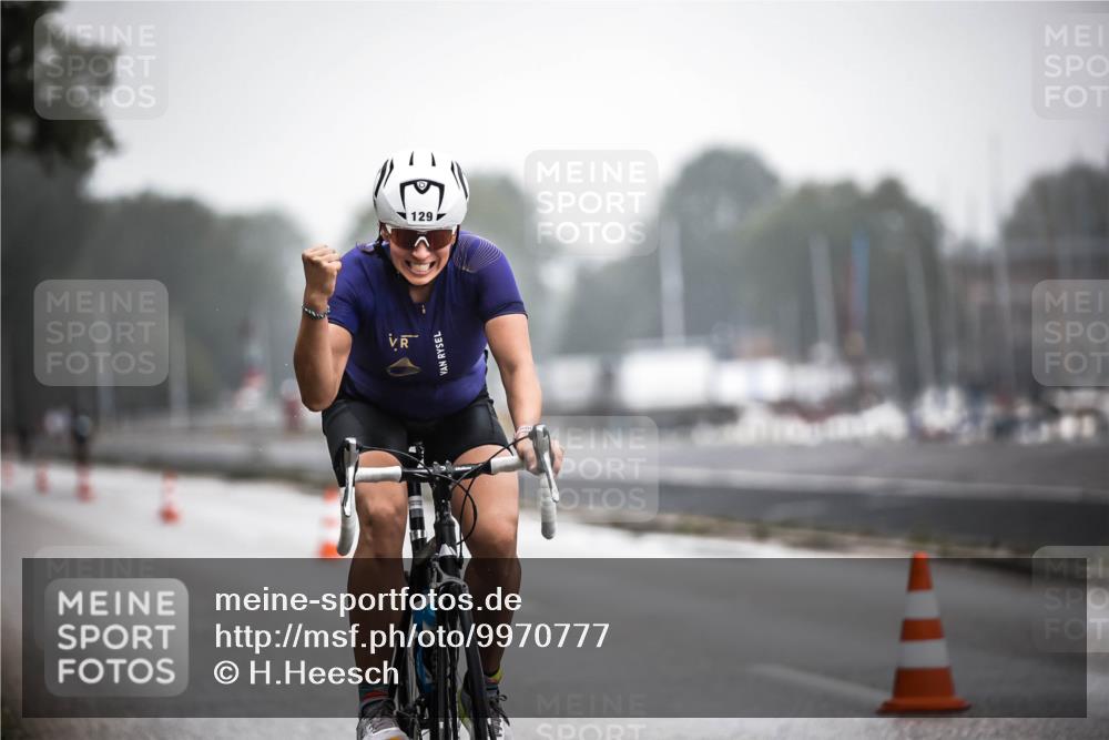 16.08.2026 - KN Förde Triathlon 2026 H.Heesch http://msf.ph/oto/9970777 16.08.2026 09:55:26 Radfahren 112, 219, 223 meine-sportfotos.de