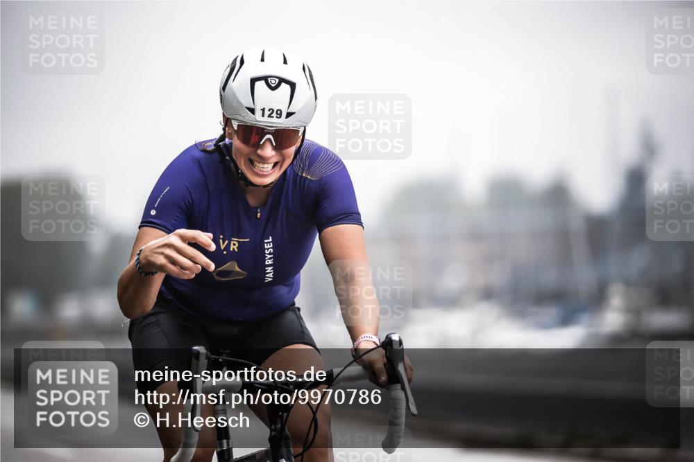 16.08.2026 - KN Förde Triathlon 2026 H.Heesch http://msf.ph/oto/9970786 16.08.2026 09:55:26 Radfahren 112, 219, 223 meine-sportfotos.de