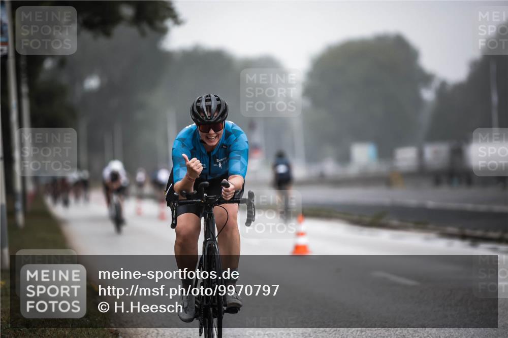 16.08.2026 - KN Förde Triathlon 2026 H.Heesch http://msf.ph/oto/9970797 16.08.2026 09:55:54 Radfahren 131, 216, 226 meine-sportfotos.de
