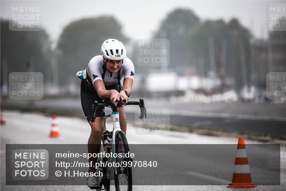 16.08.2026 - KN Förde Triathlon 2026 H.Heesch http://msf.ph/oto/9970840 16.08.2026 09:55:59 Radfahren 131, 216 meine-sportfotos.de