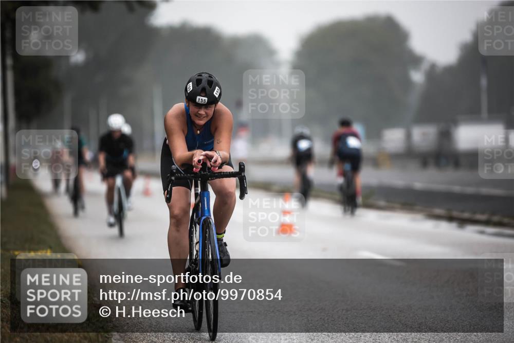 16.08.2026 - KN Förde Triathlon 2026 H.Heesch http://msf.ph/oto/9970854 16.08.2026 09:56:06 Radfahren 202, 229 meine-sportfotos.de