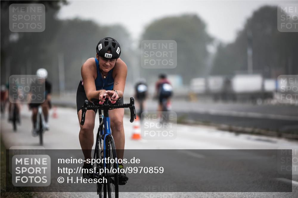 16.08.2026 - KN Förde Triathlon 2026 H.Heesch http://msf.ph/oto/9970859 16.08.2026 09:56:06 Radfahren 202, 229 meine-sportfotos.de