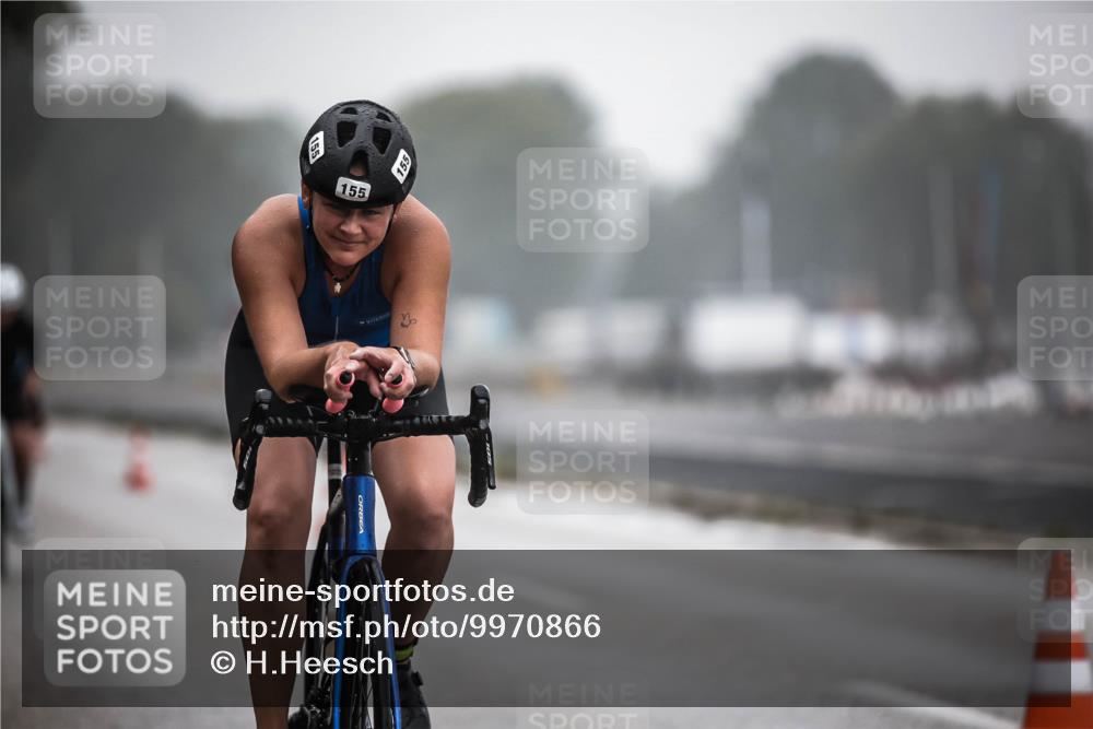 16.08.2026 - KN Förde Triathlon 2026 H.Heesch http://msf.ph/oto/9970866 16.08.2026 09:56:06 Radfahren 202, 229 meine-sportfotos.de