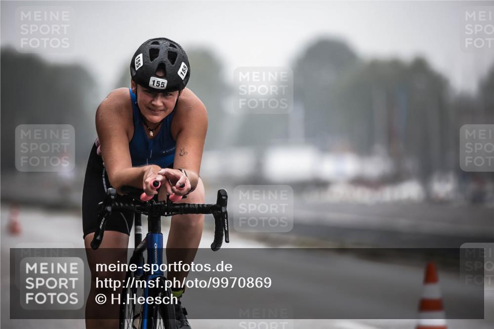 16.08.2026 - KN Förde Triathlon 2026 H.Heesch http://msf.ph/oto/9970869 16.08.2026 09:56:06 Radfahren 202, 229 meine-sportfotos.de