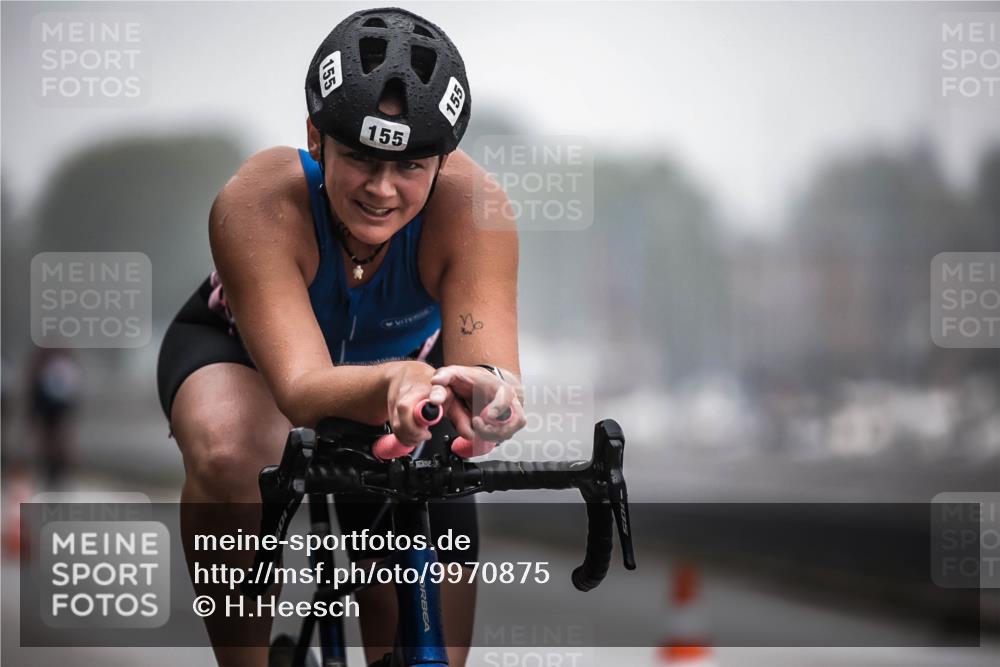 16.08.2026 - KN Förde Triathlon 2026 H.Heesch http://msf.ph/oto/9970875 16.08.2026 09:56:07 Radfahren 197, 202, 229 meine-sportfotos.de