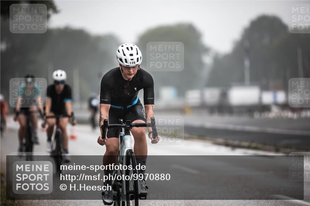 16.08.2026 - KN Förde Triathlon 2026 H.Heesch http://msf.ph/oto/9970880 16.08.2026 09:56:08 Radfahren 197, 202, 229 meine-sportfotos.de