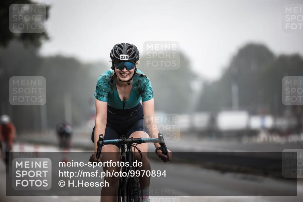 16.08.2026 - KN Förde Triathlon 2026 H.Heesch http://msf.ph/oto/9970894 16.08.2026 09:56:10 Radfahren 195, 197, 202, 229, 254 meine-sportfotos.de