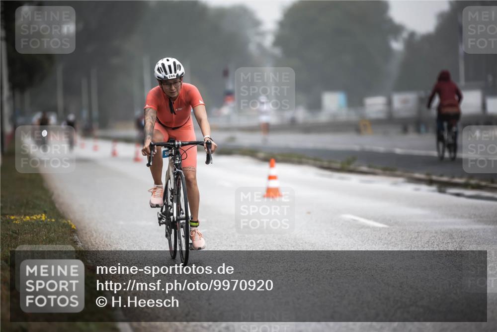 16.08.2026 - KN Förde Triathlon 2026 H.Heesch http://msf.ph/oto/9970920 16.08.2026 09:56:14 Radfahren 195, 197, 229, 254, 260, 805 meine-sportfotos.de