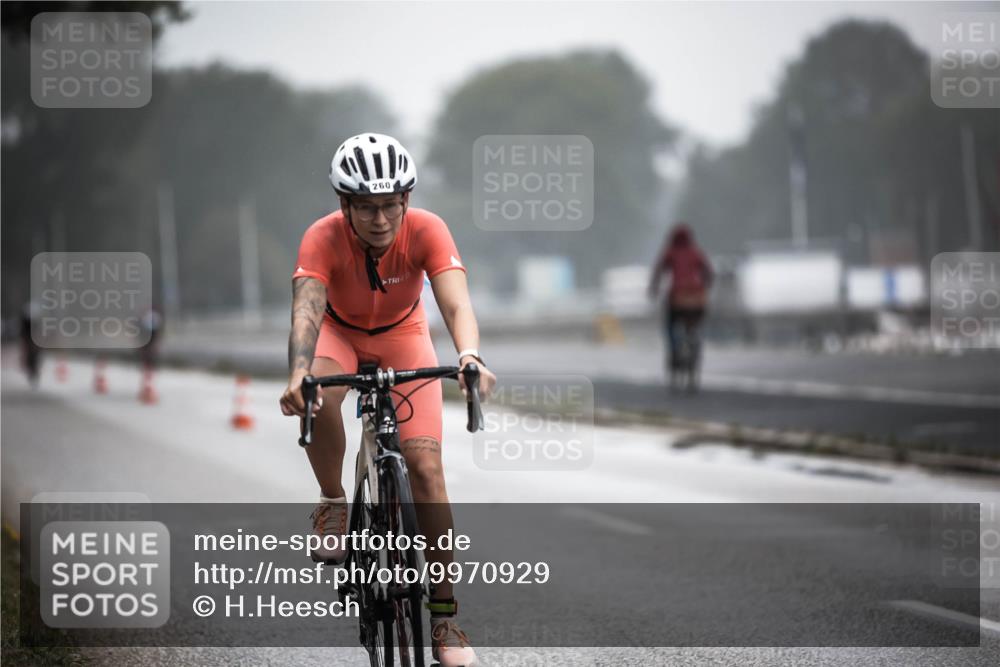 16.08.2026 - KN Förde Triathlon 2026 H.Heesch http://msf.ph/oto/9970929 16.08.2026 09:56:15 Radfahren 195, 197, 254, 260, 805 meine-sportfotos.de