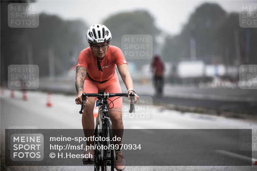 16.08.2026 - KN Förde Triathlon 2026 H.Heesch http://msf.ph/oto/9970934 16.08.2026 09:56:15 Radfahren 195, 197, 254, 260, 805 meine-sportfotos.de