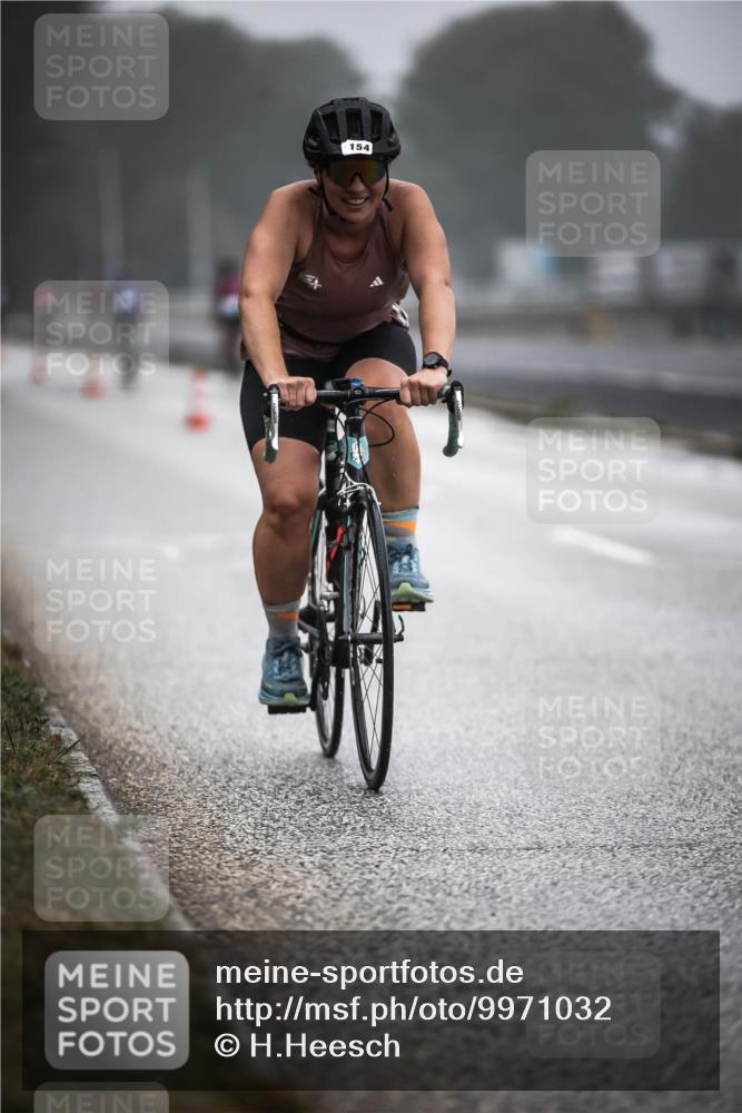 16.08.2026 - KN Förde Triathlon 2026 H.Heesch http://msf.ph/oto/9971032 16.08.2026 09:56:38 Radfahren 175 meine-sportfotos.de