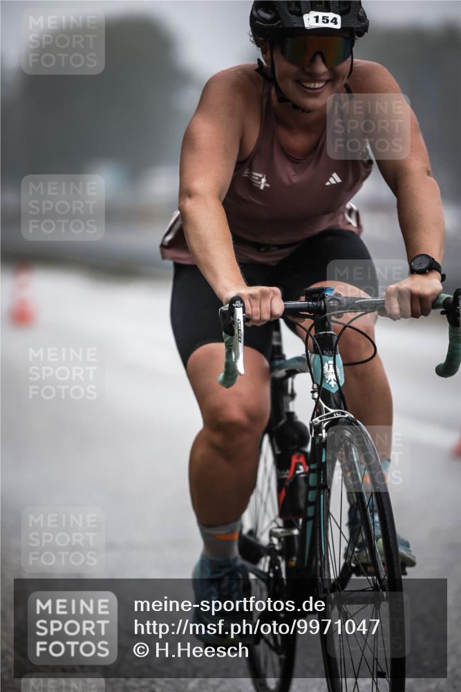 16.08.2026 - KN Förde Triathlon 2026 H.Heesch http://msf.ph/oto/9971047 16.08.2026 09:56:38 Radfahren 175 meine-sportfotos.de