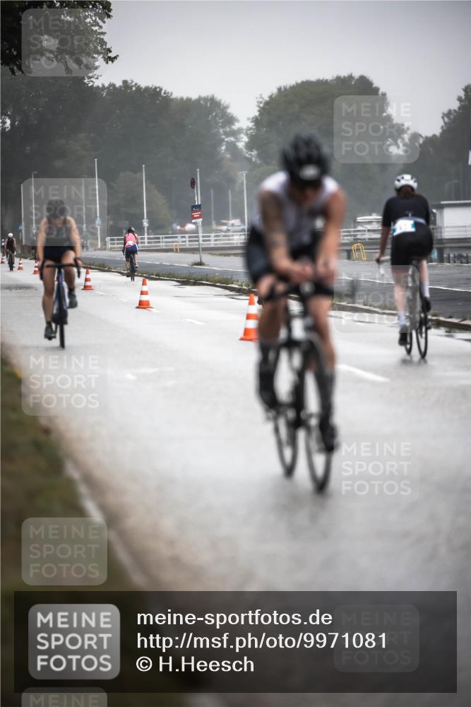 16.08.2026 - KN Förde Triathlon 2026 H.Heesch http://msf.ph/oto/9971081 16.08.2026 09:57:19 Radfahren 182 meine-sportfotos.de
