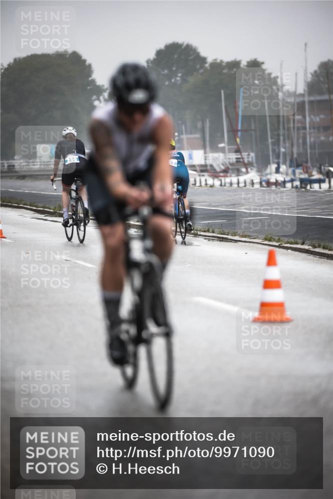 16.08.2026 - KN Förde Triathlon 2026 H.Heesch http://msf.ph/oto/9971090 16.08.2026 09:57:20 Radfahren 124, 182 meine-sportfotos.de
