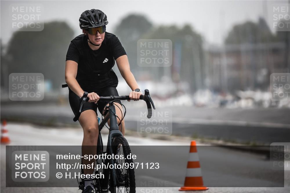 16.08.2026 - KN Förde Triathlon 2026 H.Heesch http://msf.ph/oto/9971123 16.08.2026 09:57:37 Radfahren 178, 187, 189, 192, 206, 247, 248 meine-sportfotos.de