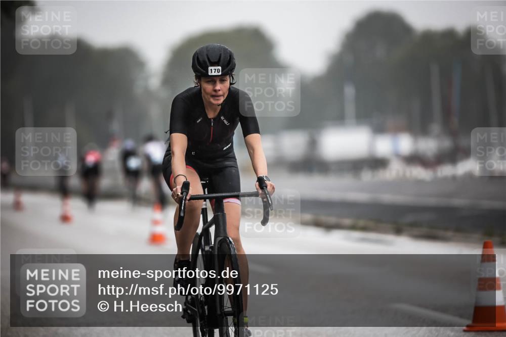 16.08.2026 - KN Förde Triathlon 2026 H.Heesch http://msf.ph/oto/9971125 16.08.2026 09:57:47 Radfahren 161, 164, 166, 246 meine-sportfotos.de