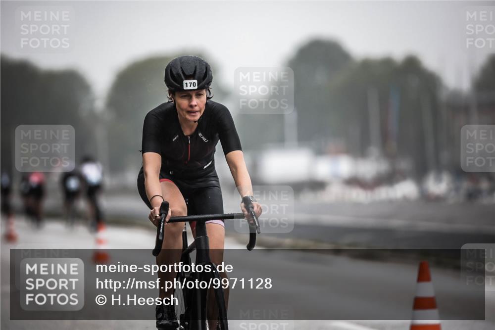 16.08.2026 - KN Förde Triathlon 2026 H.Heesch http://msf.ph/oto/9971128 16.08.2026 09:57:47 Radfahren 161, 164, 166, 246 meine-sportfotos.de