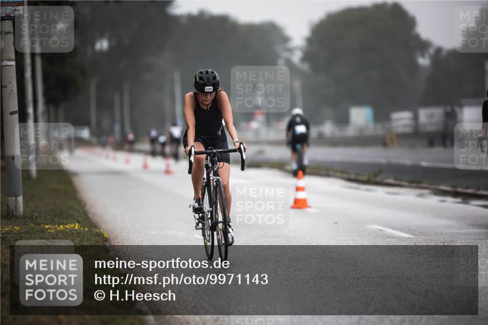 16.08.2026 - KN Förde Triathlon 2026 H.Heesch http://msf.ph/oto/9971143 16.08.2026 09:57:53 Radfahren 238 meine-sportfotos.de