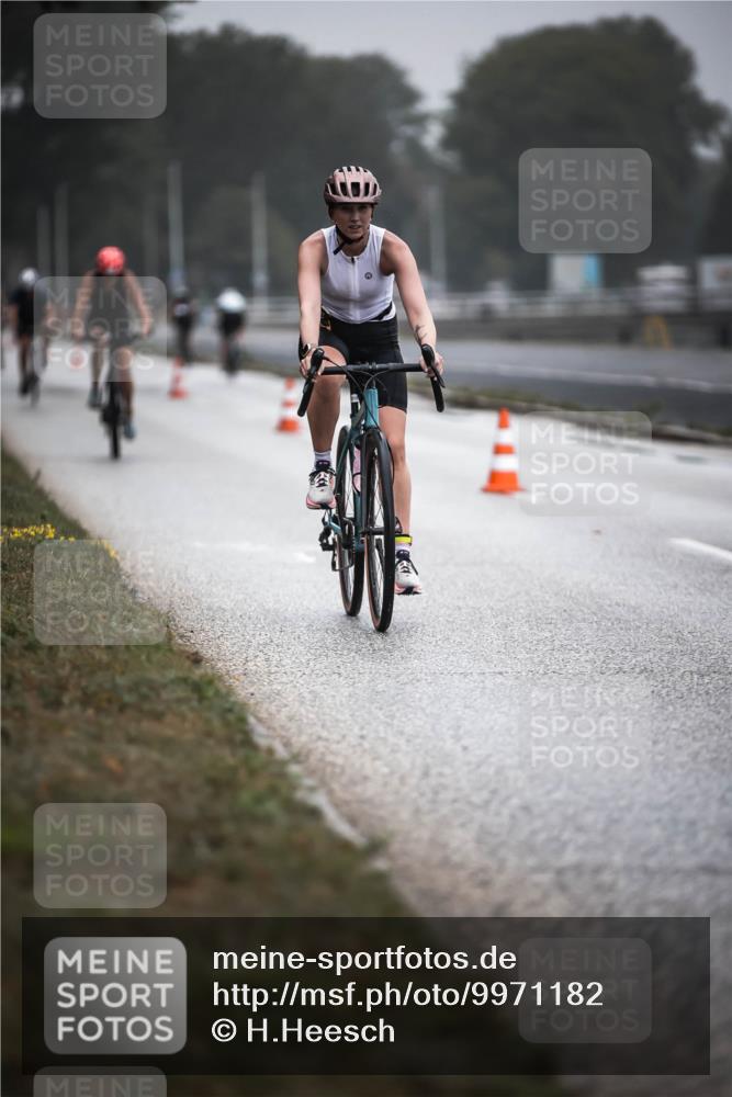 16.08.2026 - KN Förde Triathlon 2026 H.Heesch http://msf.ph/oto/9971182 16.08.2026 09:58:21 Radfahren 186, 223, 251, 262 meine-sportfotos.de