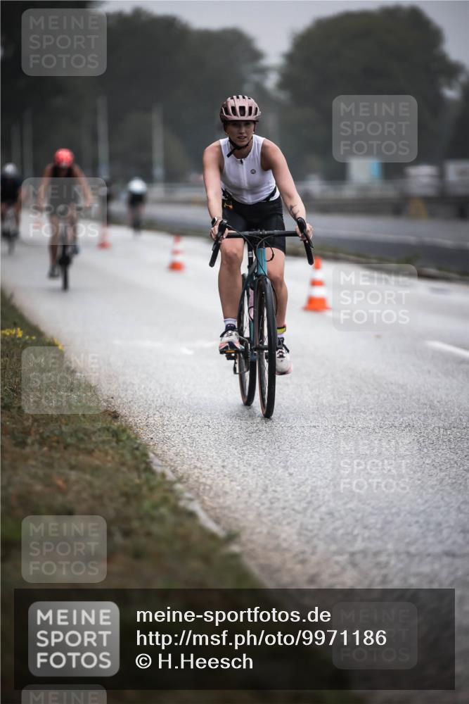 16.08.2026 - KN Förde Triathlon 2026 H.Heesch http://msf.ph/oto/9971186 16.08.2026 09:58:21 Radfahren 186, 223, 251, 262 meine-sportfotos.de